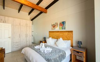 6 Bedroom House For Sale in Vogelstrand, Swakopmund