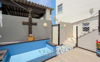 6 Bedroom House For Sale in Vogelstrand, Swakopmund
