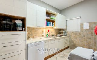 6 Bedroom House For Sale in Vogelstrand, Swakopmund