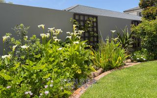 6 Bedroom House For Sale in Vogelstrand, Swakopmund