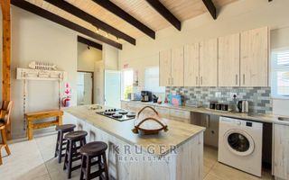 6 Bedroom House For Sale in Vogelstrand, Swakopmund