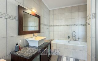 6 Bedroom House For Sale in Vogelstrand, Swakopmund