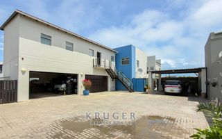 6 Bedroom House For Sale in Vogelstrand, Swakopmund
