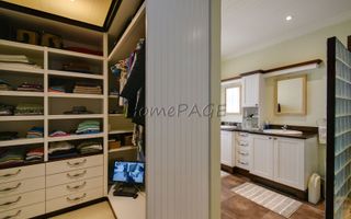 3 Bedroom House For Sale in Dolphin Beach