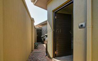 3 Bedroom House For Sale in Dolphin Beach