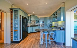 3 Bedroom House For Sale in Dolphin Beach