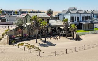 3 Bedroom House For Sale in Dolphin Beach
