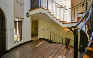 3 Bedroom House For Sale in Dolphin Beach
