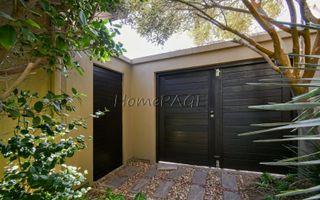 3 Bedroom House For Sale in Dolphin Beach