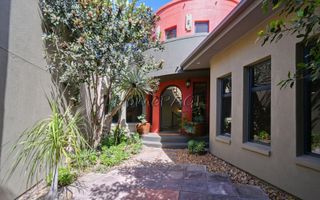 3 Bedroom House For Sale in Dolphin Beach
