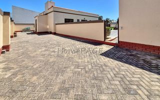 3 Bedroom House For Sale in Meersig