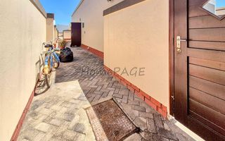 3 Bedroom House For Sale in Meersig