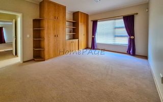 3 Bedroom House For Sale in Meersig