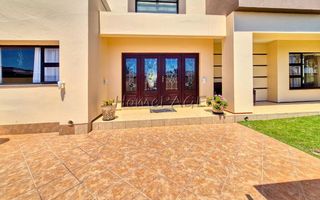 3 Bedroom House For Sale in Meersig