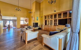 3 Bedroom House For Sale in Meersig