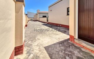 3 Bedroom House For Sale in Meersig