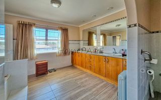 3 Bedroom House For Sale in Meersig
