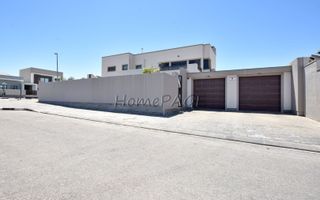 4 Bedroom House For Sale in Dunes, Swakopmund
