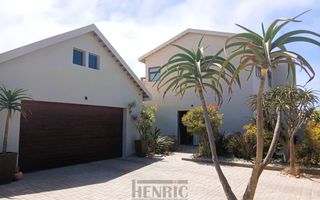 3 Bedroom House For Sale in Ocean View, Swakopmund