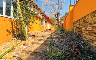 5 Bedroom House For Sale in Klein Windhoek, Windhoek