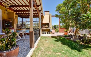 2 Bedroom House For Sale in Rossmund, Swakopmund