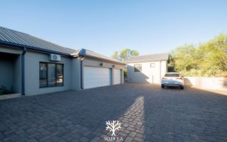 4 Bedroom House For Sale in Finkenstein, Windhoek