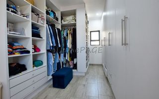 5 Bedroom House For Sale in Dunes, Swakopmund