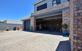 5 Bedroom House For Sale in Dunes, Swakopmund