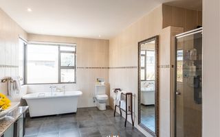 3 Bedroom House For Sale in Kleine Kuppe, Windhoek