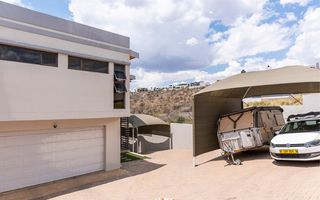 3 Bedroom House For Sale in Kleine Kuppe, Windhoek
