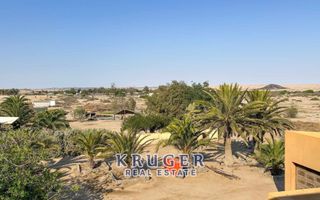 5 Bedroom Small Holding / Plot For Sale in River Plots, Swak...