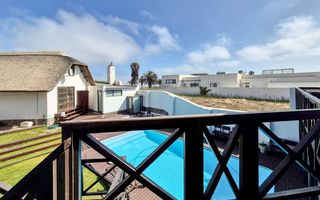 12 Bedroom House For Sale in Meersig