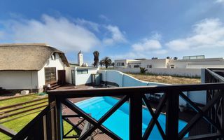 12 Bedroom House For Sale in Meersig