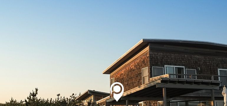 Annual house prices contract for the first time since 1996​