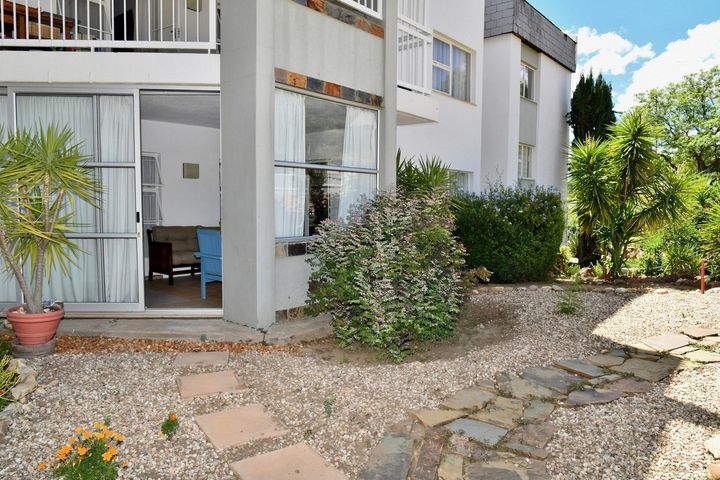 3 Bedroom Apartment / Penthouse For Sale in Erospark, Windhoek