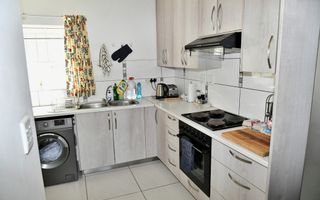 3 Bedroom Apartment / Penthouse For Sale in Erospark, Windho...
