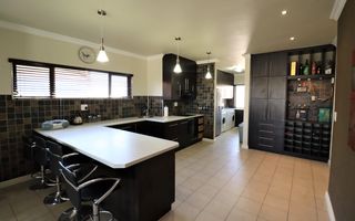 3 Bedroom Freestanding To Rent in Langstrand