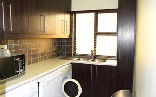 3 Bedroom Freestanding To Rent in Langstrand