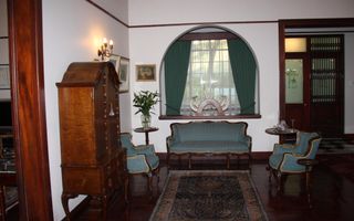 8 Bedroom House For Sale in Klein Windhoek, Windhoek