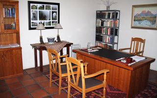 8 Bedroom House For Sale in Klein Windhoek, Windhoek