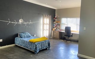 5 Bedroom House For Sale in Pioneers Park, Windhoek