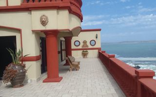 4 Bedroom House For Sale in Lüderitz