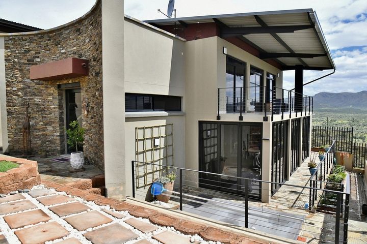 3 Bedroom House For Sale in Kleine Kuppe, Windhoek