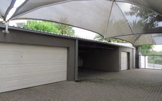 4 Bedroom House For Sale in Klein Windhoek, Windhoek