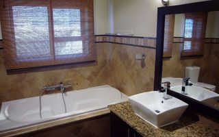 4 Bedroom House For Sale in Vogelstrand, Swakopmund