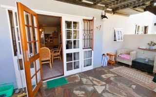 4 Bedroom House For Sale in Vogelstrand, Swakopmund