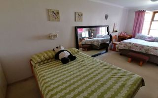 4 Bedroom House For Sale in Vogelstrand, Swakopmund