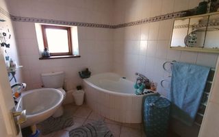 4 Bedroom House For Sale in Vogelstrand, Swakopmund