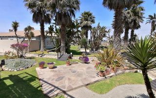 4 Bedroom House For Sale in Vogelstrand, Swakopmund