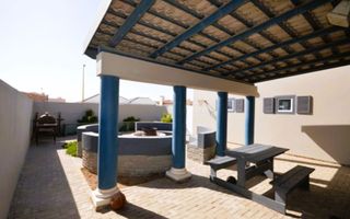 4 Bedroom House For Sale in Henties Bay